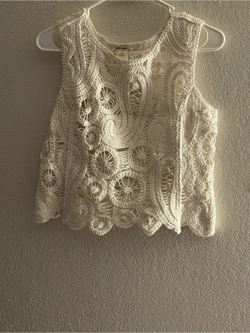 Ultra Pink Cream Crochet/knit Lace Tank Top